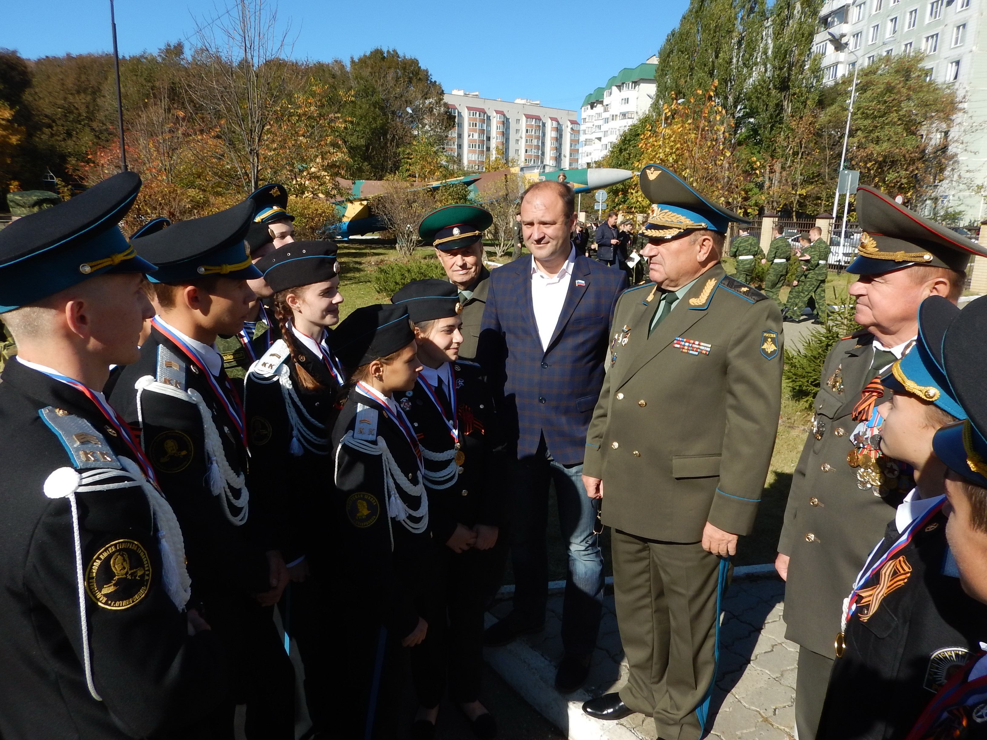 В городском (районом) этапе юнармейской игры «Зарницы» встретились 19  школьных команд Промышленного района